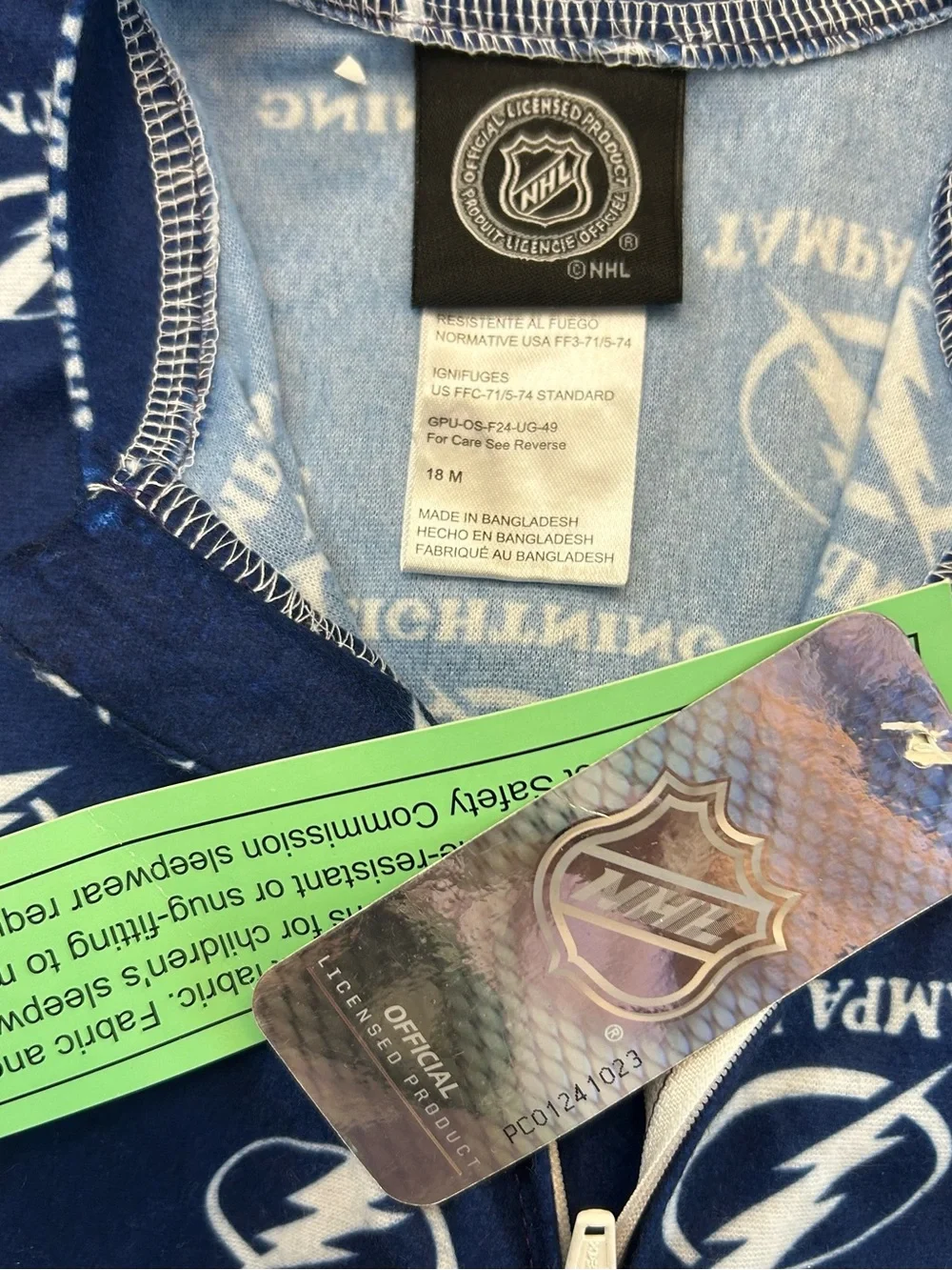 NHL Tampa Bay Lightning Fleece Footed Infant Sleeper Romper Sz. 18 months NEW